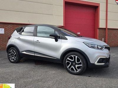 Used Renault Captur Iconic 90 HP (66 kW) 2018 Silver SUV