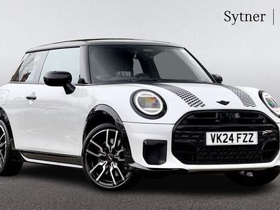 Begagnad Mini Cooper Hatch 154 HK (113 kW) 2024 Vit Halvkombi