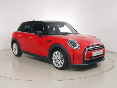 Used Mini Cooper Exclusive 136 HP (100 kW) 2023 Red Hatchback