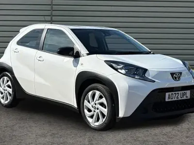 Used Toyota Aygo X PURE 72 HP (52 kW) 2025 SUV