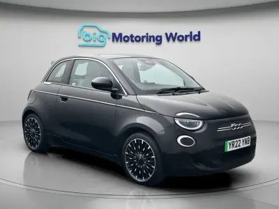 Used Fiat 500e La Prima 86 kW (118 HP) 2022 Black Hatchback