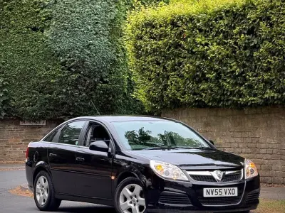 Used Vauxhall Vectra 2005 Black Hatchback