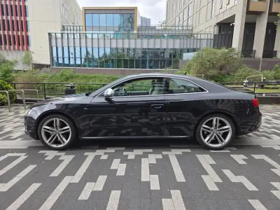 Begagnad Audi A5 Design 2008 Svart Sportkupé