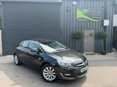 Used Vauxhall Astra Elite 165 HP (121 kW) 2013 Black Hatchback