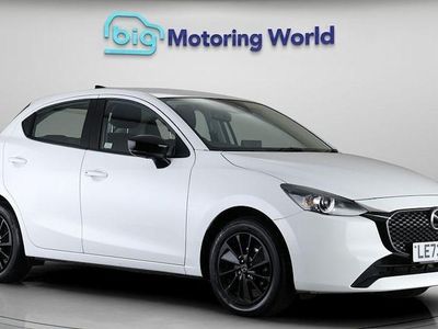 Begagnad Mazda 2 Homura-Line 90 HK (66 kW) 2023 Vit Halvkombi