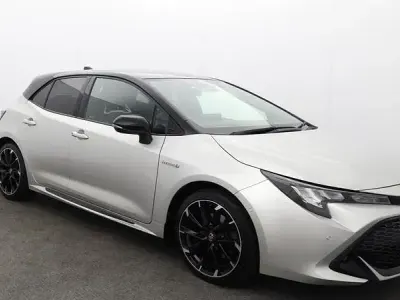 Used Toyota Corolla Sport 184 HP (135 kW) 2021 Silver Hatchback