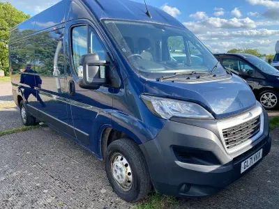 Used Peugeot Boxer S 140 HP (102 kW) 2021 Blue Van