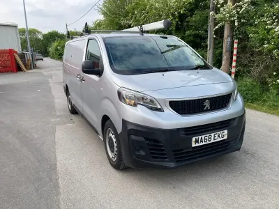 Käytetty Peugeot Expert