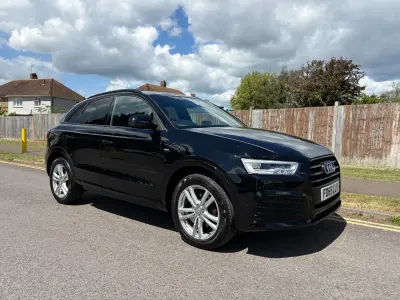 Second-hand Audi Q3 S-Line 150 CP (110 kW) 2015 Negru SUV