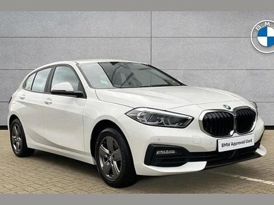 Used BMW 118 Comfort Edition 136 HP (100 kW) 2023 White Hatchback