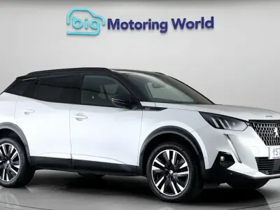 Used Peugeot 2008 Premium 131 HP (96 kW) 2021 White SUV