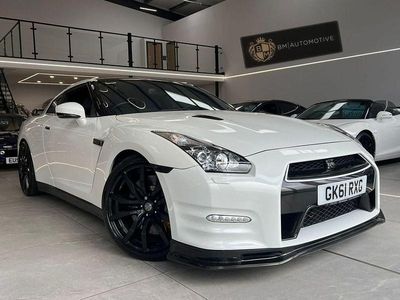 Used Nissan GT-R Premium Edition 530 HP (389 kW) 2011 White Coupe