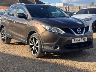 Used Nissan Qashqai Tekna 2014 Beige SUV