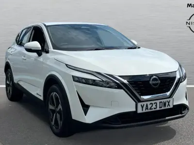Used Nissan Qashqai Acenta Premium 190 HP (139 kW) 2023 White SUV
