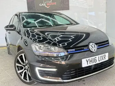Używany VW Golf VII GTE 204 KM (150 kW) 2016 Hatchback