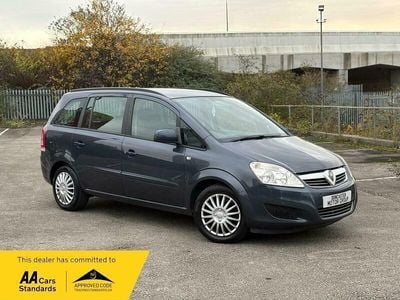 Blue Used 2010 Vauxhall Zafira MPV | £1,995 (Fair price)