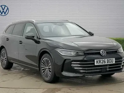 New VW Passat Elegance 204 HP (150 kW) 2026 Black Estate