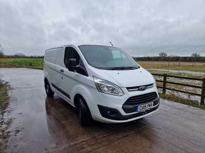White Used 2015 Ford Transit Custom | £1,295 (Super price)