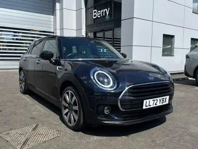 Used Mini Cooper Clubman Exclusive 134 HP (98 kW) 2022 Black Estate