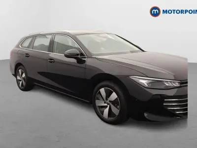 Used VW Passat Life 204 HP (150 kW) 2025 Black Estate