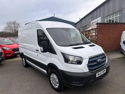 Begagnad Ford Transit 135 kW (184 HK) 2023 Vit Van