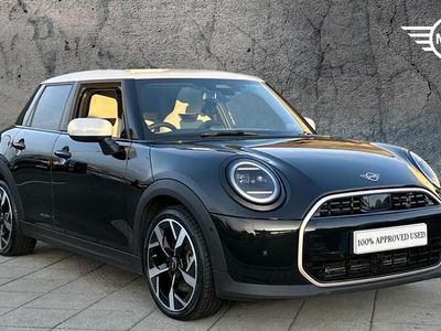 Used Mini Cooper Hatch 154 HP (113 kW) 2025 Black Hatchback