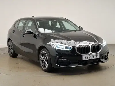 Used BMW 118 Sport Line 136 HP (100 kW) 2021 Black Hatchback