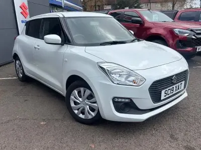 Usado Suzuki Swift SZ3 90 HP (66 kW) 2019 Branco Citadino