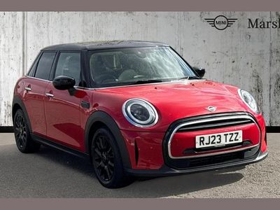 Used Mini Cooper Classic 134 HP (98 kW) 2023 Red Hatchback