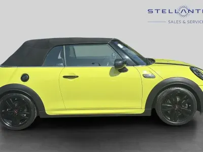 Used Mini Cooper S Cabriolet Sport 176 HP (129 kW) 2022 Yellow Cabriolet