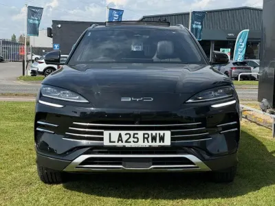 Used BYD Seal Boost 214 HP (157 kW) 2025 Black SUV