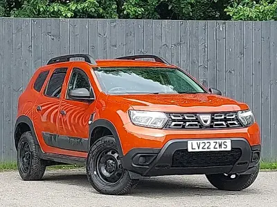 Used Dacia Duster Essentiel 100 HP (73 kW) 2022 Orange SUV