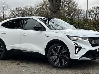 Used Renault Rafale Techno Esprit Alpine 200 HP (147 kW) 2024 Twotone matte satin  pearl white with diamond black roof  SUV