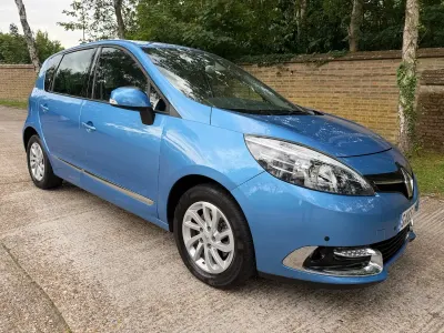 Used Renault Scénic III Dynamique 110 HP (80 kW) 2015 Blue MPV