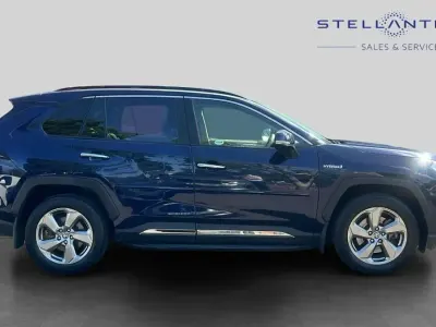 Used Toyota RAV4 Hybrid 219 HP (161 kW) 2020 Blue SUV