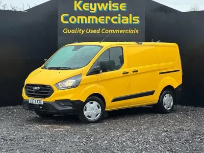 Begagnad Ford Transit Custom S 130 HK (95 kW) 2022 Gul Van