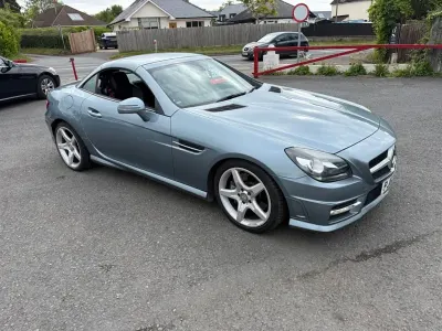 Begagnad Mercedes SLK250 AMG 204 HK (150 kW) 2012 Silver Cab