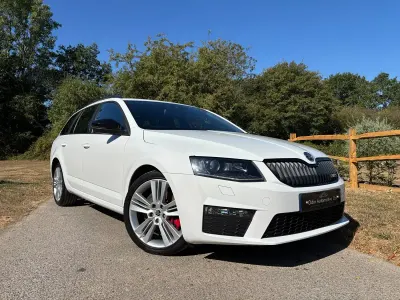 Used Skoda Octavia vRS 184 HP (135 kW) 2014 White Estate