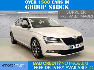 Begagnad Skoda Superb SportLine 150 HK (110 kW) 2019 Silver Halvkombi