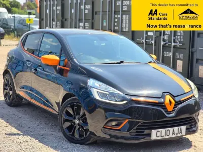 Used Renault Clio Dynamique 90 HP (66 kW) 2017 Black Hatchback