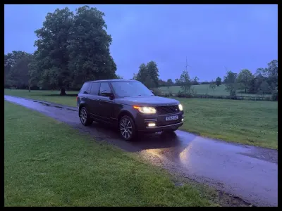 Begagnad Land Rover Range Rover Vogue SE 313 HK (230 kW) 2012 Grå SUV