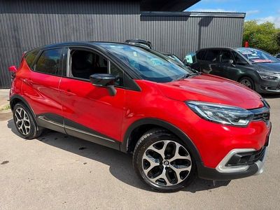 Used Renault Captur Dynamique 90 HP (66 kW) 2017 Red/black SUV