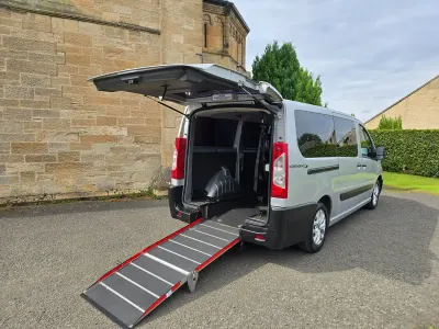 Begagnad Peugeot TePee