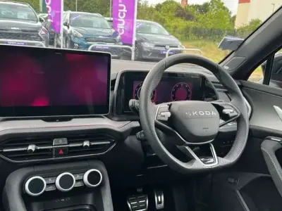 Used Skoda Kodiaq SportLine 150 HP (110 kW) 2025 Velvet red metallic SUV