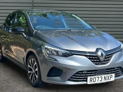 Used Renault Clio Evolution 90 HP (66 kW) 2023 Grey Hatchback