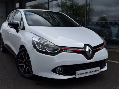 Used Renault Clio Dynamique 75 HP (55 kW) 2015 White Hatchback