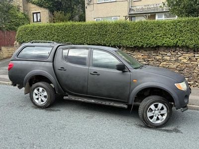 Mitsubishi L200
