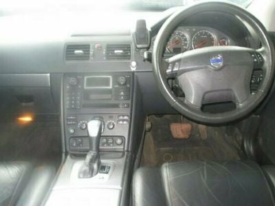 Usado Volvo XC90 272 HP (200 kW) 2004 SUV