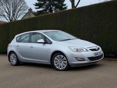 Used Vauxhall Astra Excite 2011 Silver Hatchback