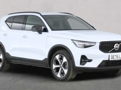 Used Volvo XC40 Plus 197 HP (144 kW) 2025 SUV